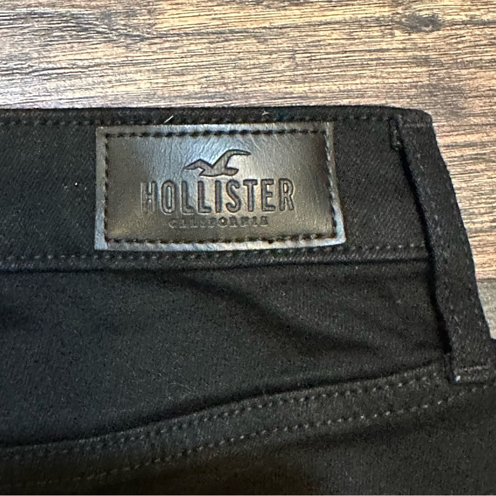 Hollister Curvy high-rise ripped black super skinny jeans size 5S or 27/26 - Picture 9 of 15